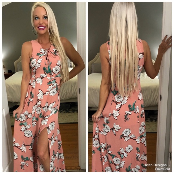 🛍LAST 1! 💕Pink Side Slit Maxi Dress! - Picture 3 of 4